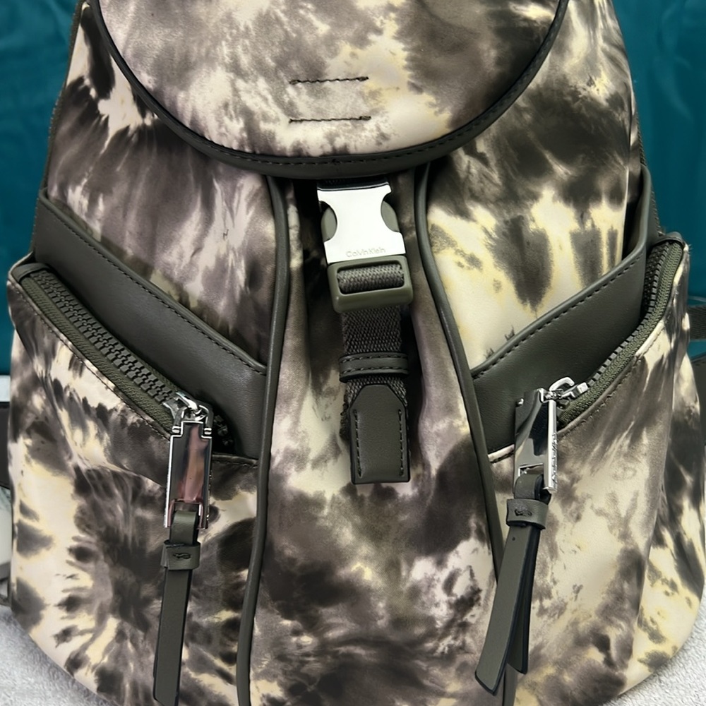 Calvin Klein backpack - Picture 3 of 6